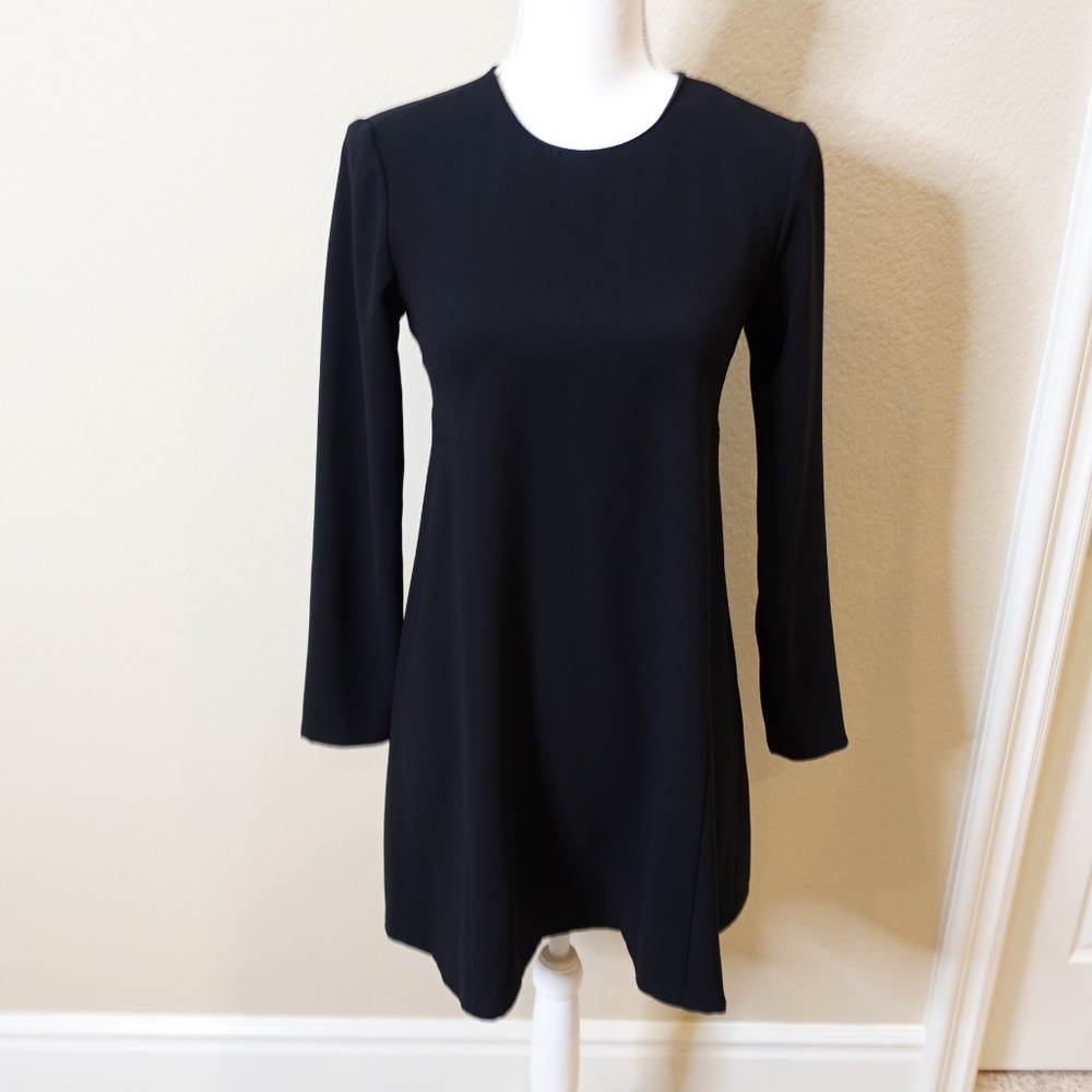Zara Black Long Sleeve Crepe Shift Dress with Keyhole Back